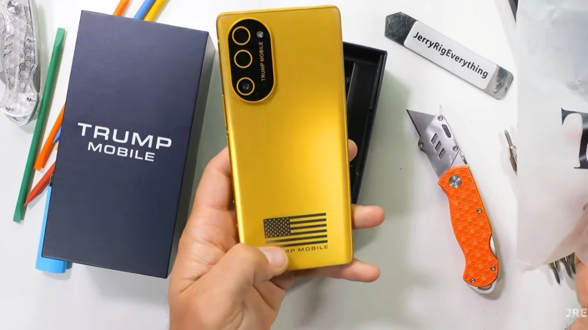 Trump Mobile T1 Dayanıklılık Testi: HTC U24 Pro’nun İç Yapısı Ortaya Çıktı